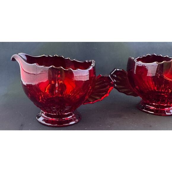 New Martinsville Viking Glass 1930's Cream amd Sugar Set - Picture 1 of 5